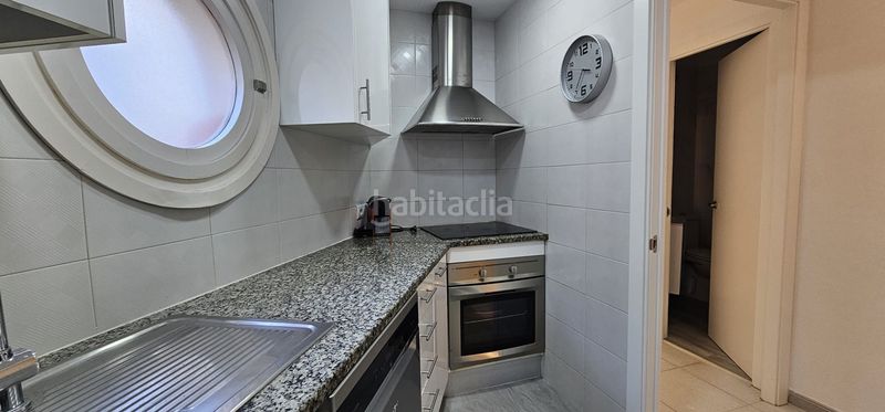 Foto 6bb2ffbd-55da-4623-b6f2-56a1055def6b. Lloguer dúplex amb aparcament a Centre Palamós