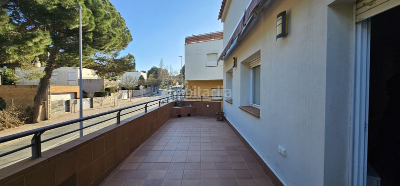 Foto 61d34c1b-86ed-4450-b210-a78fda9ffd67. Location duplex avec parking dans Centre Palamós