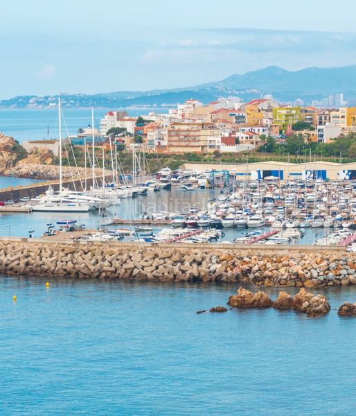Foto bb35f136-7690-49f0-86d1-baf66893d2b6. Planta baixa amb calefacció a Avinguda Catalunya Palamós
