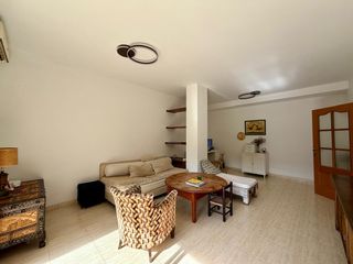 Piso  Carrer de mallorca. Vivienda luminosa en el corazón de palamós con terraza tranquila