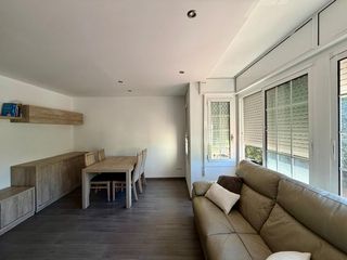 Pis  Carrer garcía lorca. Piso con 3 habitaciones, trastero y terraza comunitaria en sant