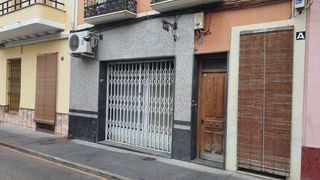 Lloguer Local Comercial  Jaume ii. Local junto al casino