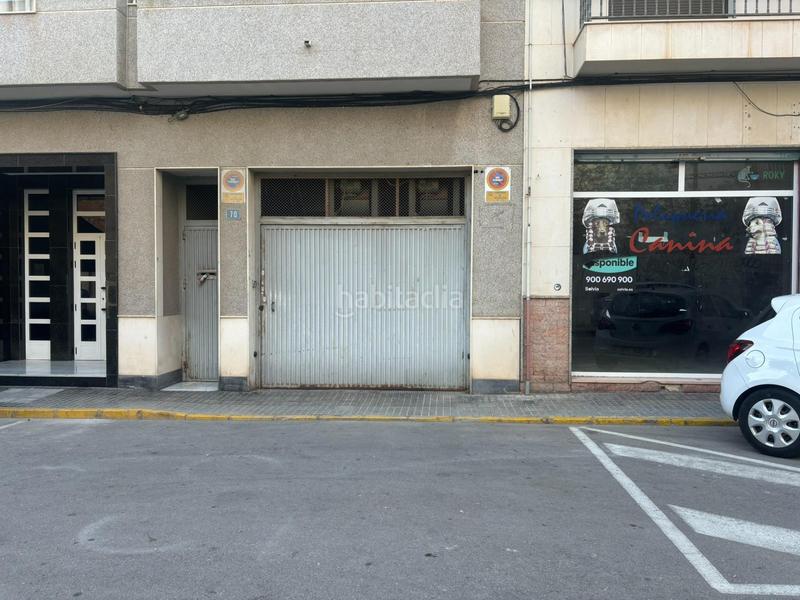 Foto 49d11b78-d6ee-413f-9605-1fca2cb1de1f. Parking voiture dans Novelda