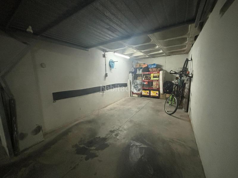 Foto 6a9b18c1-6236-4702-b969-3af5502032e0. Parking voiture dans Novelda