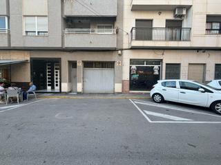 Aparcament cotxe  Capellan margall. X2461 plaza de garaje cerrada