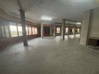 Pis  Calle maria cristina. Un lienzo en blanco