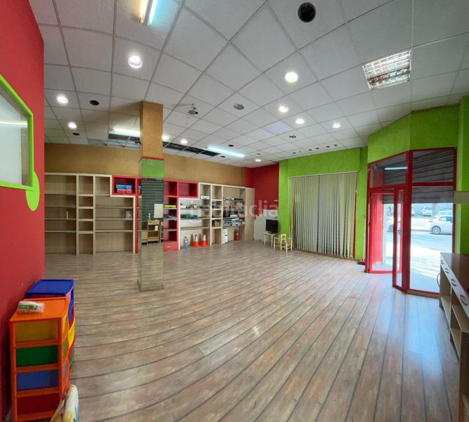 Foto 96f07188-da45-48e9-85e8-383b94f37fd2. Erdgeschoss mit heizung parking in Novelda