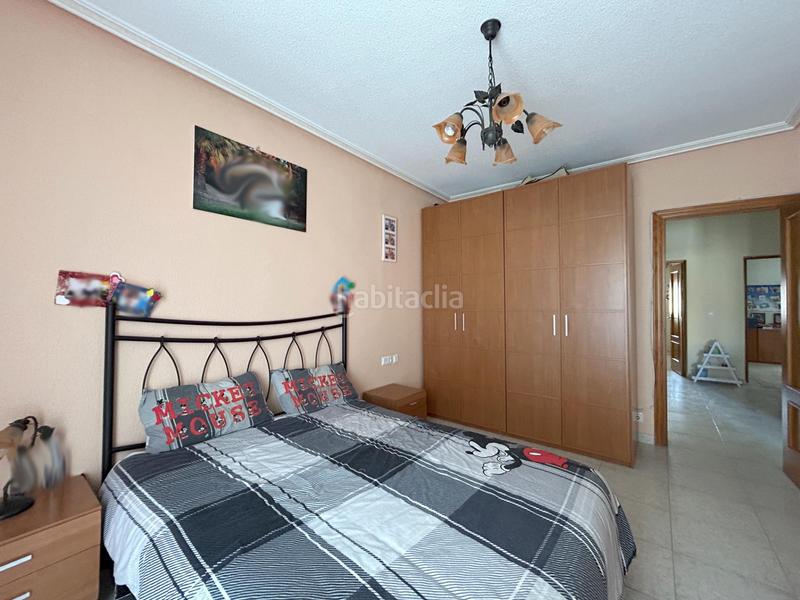 Foto 19891d58-ea53-436d-a50d-8a5d577a8101. Casa amb calefacció a Novelda