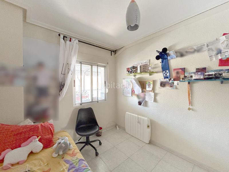 Foto 2f2bab11-1a97-43b8-bef7-b2d175670d7a. Casa amb calefacció a Novelda