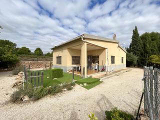 Xalet  Partida cucuch. Chalet con piscina en proindiviso