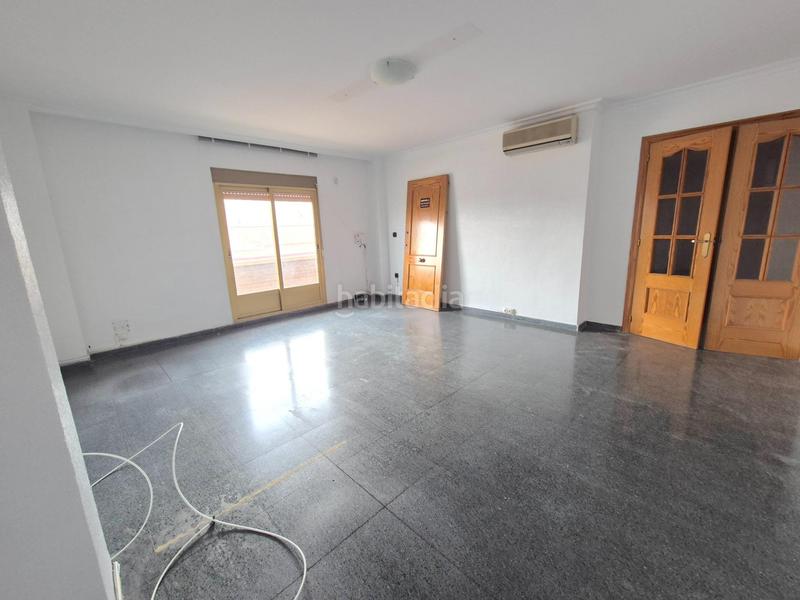 Foto 54fa7efb-8d73-4d75-b118-7d8e94596bf9. Pis a Monforte del Cid