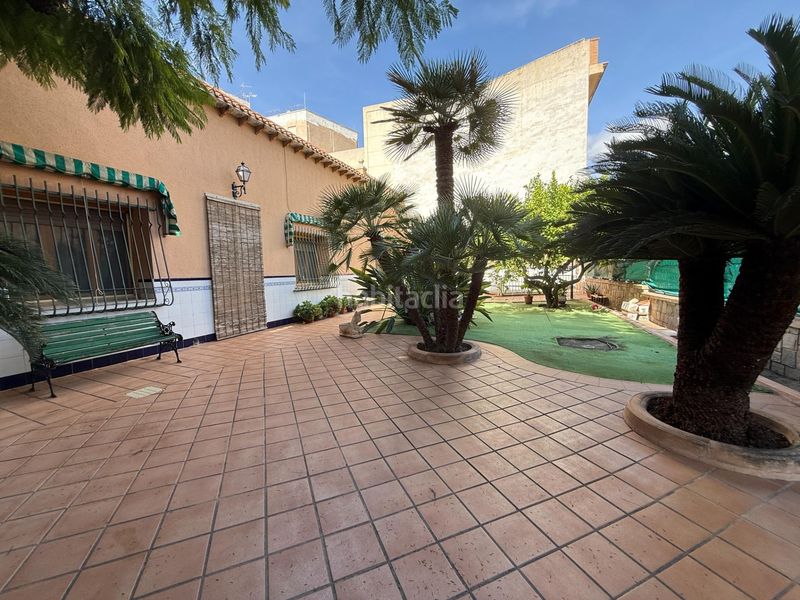 Foto 551c87a2-734c-4f6f-93ef-2795b5032921. Xalet amb aparcament piscina a Novelda