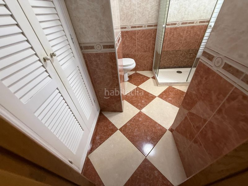 Foto b6ed25cc-b730-4c53-97e4-f8b1f97bd395. Xalet amb aparcament piscina a Novelda