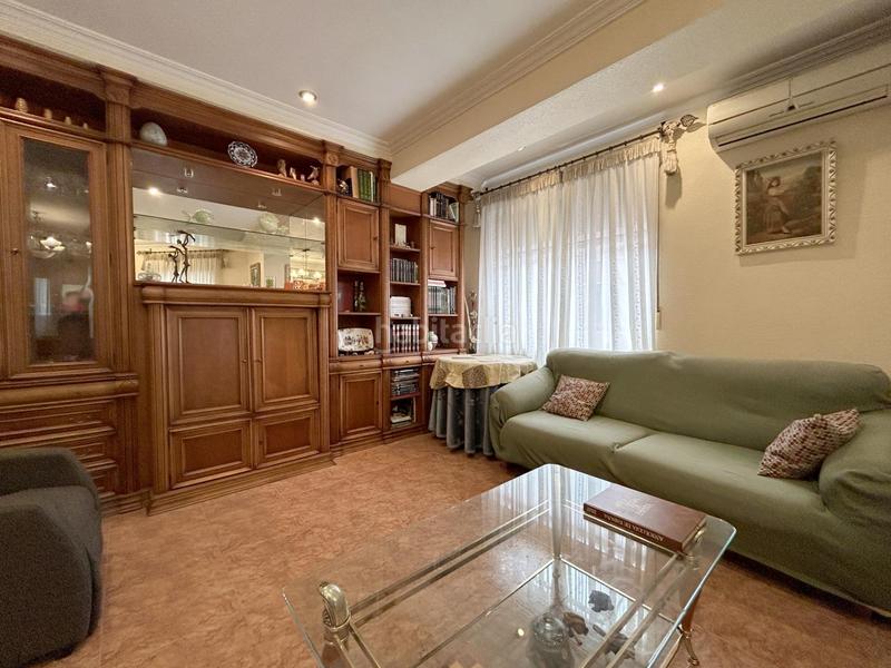 Foto edbf3df3-1d24-4fd9-b215-33efc44b0a23. Piso confort y tranquilidad. amueblado. en Novelda