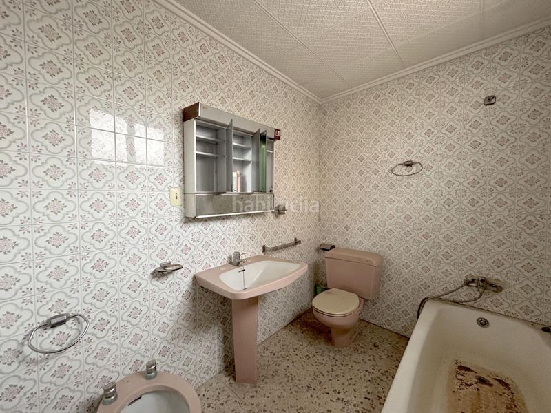 Foto 3f0ce5e4-1c8e-4ebe-8b27-c9be633d8c47. Casa amb aparcament a Novelda