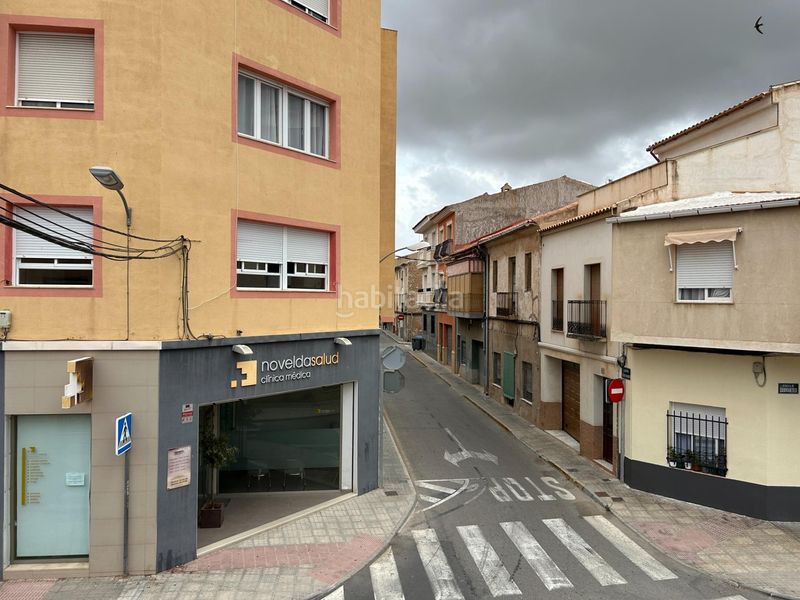 Foto ea9568f0-e40d-4ede-b6c6-07aac0a2851d. Casa amb aparcament a Novelda