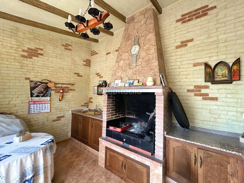 Foto 4b95dd67-0abd-4d79-819f-54e54355bec1. Chalet con riscaldamento parcheggio piscina in Novelda