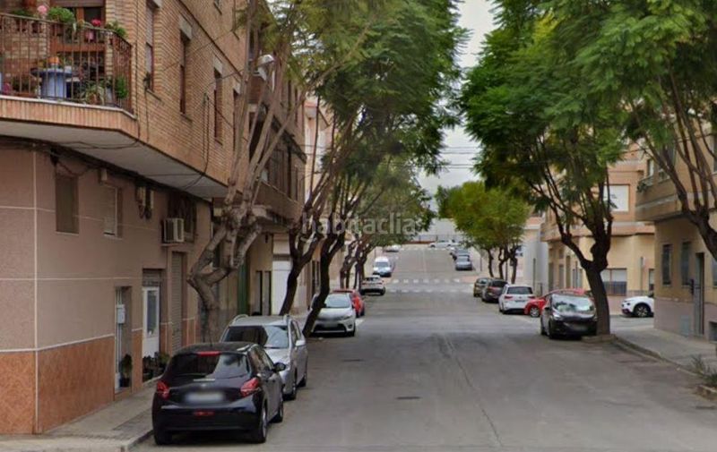 Foto 21d66c49-ed92-4e04-b07a-bbccf382ff1a. Casa amb aparcament a Novelda