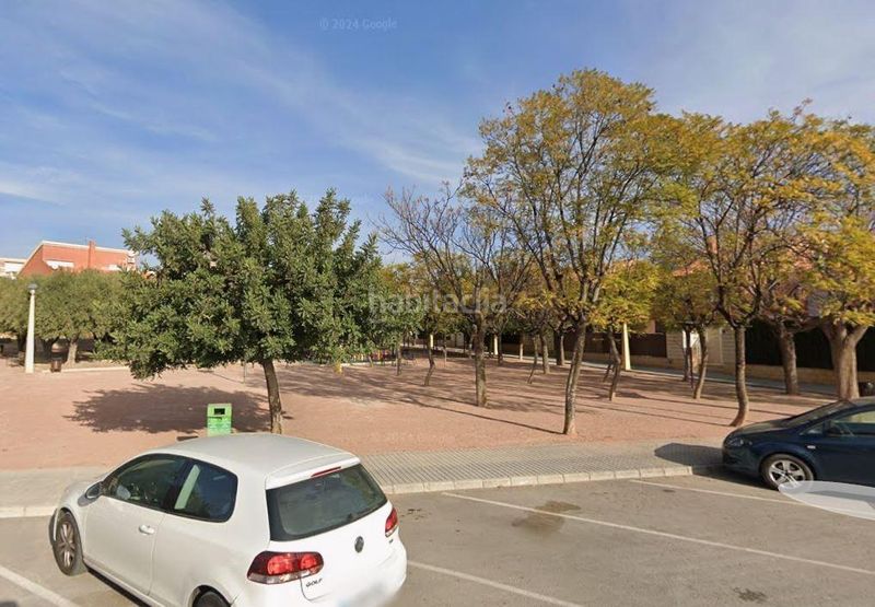 Foto 22243eb0-4c1e-41dd-8cbd-a9589fa41e17. Casa amb aparcament a Novelda