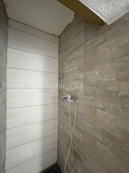 Foto d3111c8b-ca3b-4760-bb98-b195266d0f9e. Casa amb aparcament a Novelda