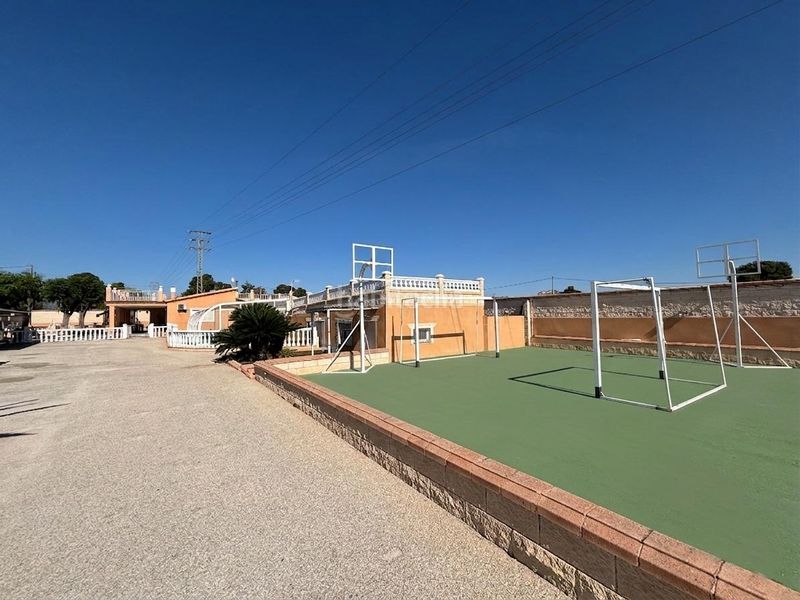 Foto 4a58d976-f031-420d-8bc8-ca83d3f5b5a7. Xalet amb calefacció aparcament piscina a Novelda