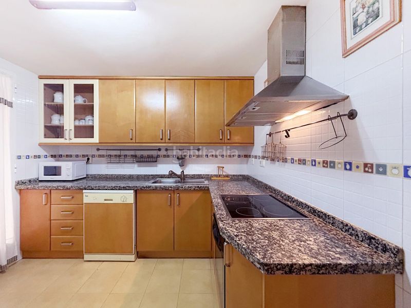 Foto 499cf54f-abc8-4901-8aa5-472eefe13e66. Apartament amb aparcament piscina a Babel Alicante