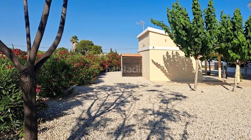 Foto ea648459-fe70-4b2b-8637-4444b1d99c89. Xalet amb aparcament piscina a Novelda