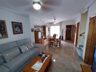 Casa adossada  Calle miguel hernández. Bungalow a la venta en almoradi