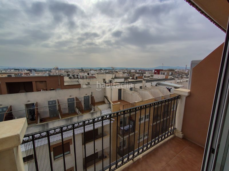 Foto af99fff8-a009-4bae-ad82-ad312a5425c2. Pis amb piscina a Almoradí
