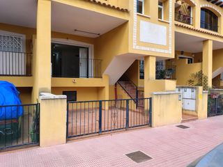 Rez-de-chaussée  Avenida de almoradí. Planta baja a la venta en daya nueva