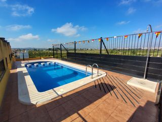 Planta baja  Avenida de almoradí. Planta baja a la venta en daya nueva