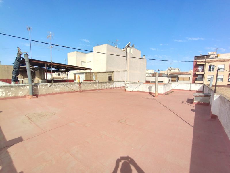 Foto 7425b277-bf58-4ab4-93f3-97817c641a07. Casa amb xemeneia aparcament a Almoradí
