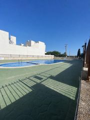 Piano terra  Avenida de las cortes valencianas. Planta baja a la venta en daya vieja