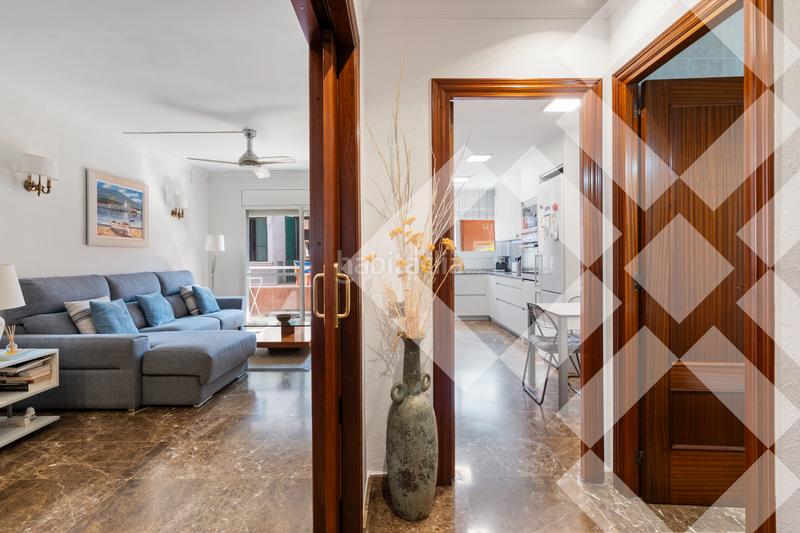 Foto 588ed512-c787-4d4b-9d69-725dda3b1ff3. Semi detached house with fireplace heating parking in Badalona