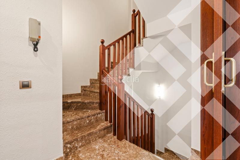Foto 91c44f74-9a06-4eff-9ccc-f522c3068c95. Semi detached house with fireplace heating parking in Badalona