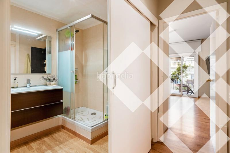 Foto 56a0fe8b-a644-4f2d-a6b5-87cb0e20b3c9. Appartamento con riscaldamento parcheggio in Putget - Farró Barcelona