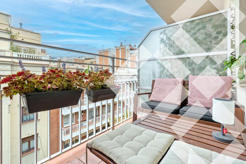 Foto c872988f-8302-4806-9e9a-7b31d6985836. Appartamento con riscaldamento parcheggio in Putget - Farró Barcelona