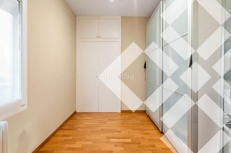 Foto f103b0c6-dc85-4029-ae32-7bbc7fee7971. Appartamento con riscaldamento parcheggio in Putget - Farró Barcelona