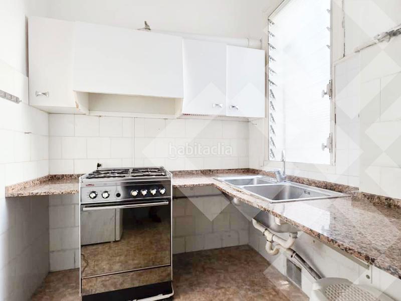 Foto 77b1eda9-ec98-4b0e-a3cf-3125f6cd3ecd. Alquiler piso alquiler temporal, bonito piso de 4 habitaciones junto a sant pau en Barcelona