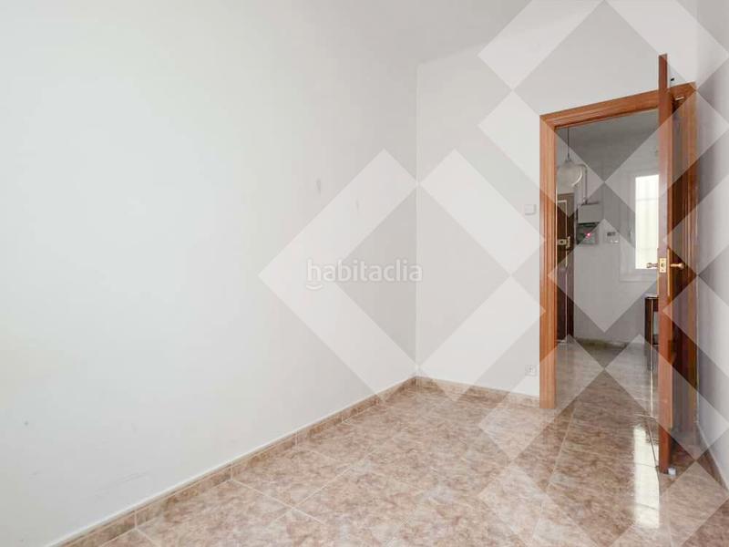 Foto cd9a682b-6c83-4fae-b5f4-ffce8481ae13. Lloguer pis amb calefacció a Baix Guinardó Barcelona