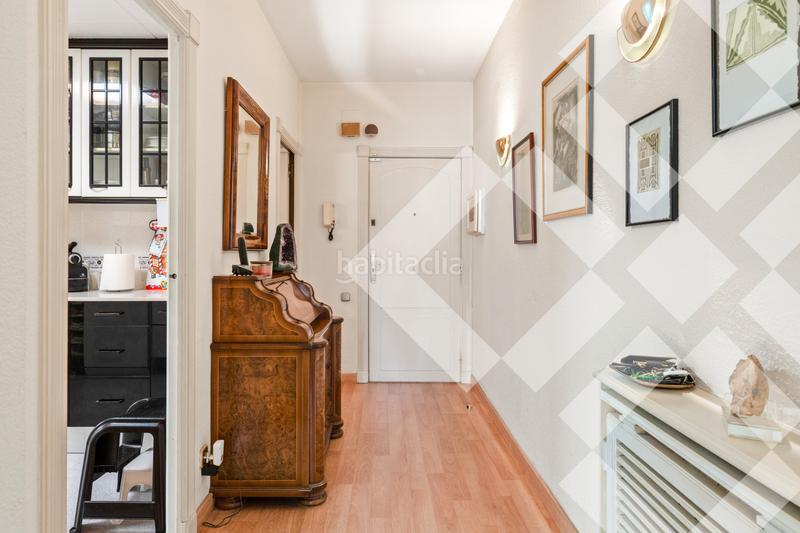 Foto 0d5b0ab2-e5b0-4c57-9989-f6cee106b04c. Duplex con riscaldamento in La Nova Esquerra de l´Eixample Barcelona