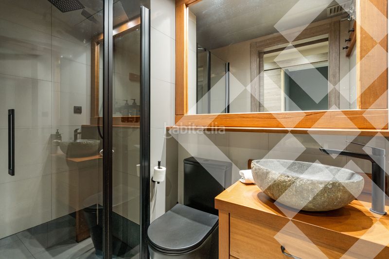 Piso finca 2009, reformado, todo exterior, licencia turística no revocable, 3 habitaciones 2 baños, parking incluido, vistas, ascensor en Barcelona - Imagen 24