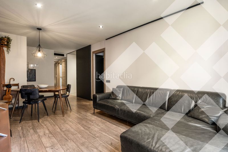 Piso finca 2009, reformado, todo exterior, licencia turística no revocable, 3 habitaciones 2 baños, parking incluido, vistas, ascensor en Barcelona - Imagen 5