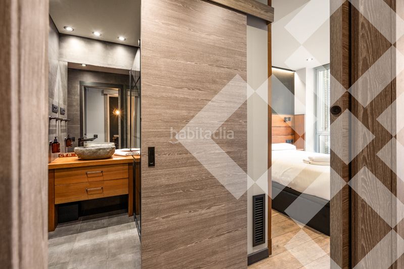 Piso finca 2009, reformado, todo exterior, licencia turística no revocable, 3 habitaciones 2 baños, parking incluido, vistas, ascensor en Barcelona - Imagen 12