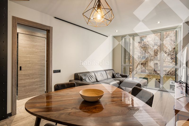 Piso finca 2009, reformado, todo exterior, licencia turística no revocable, 3 habitaciones 2 baños, parking incluido, vistas, ascensor en Barcelona - Imagen 6