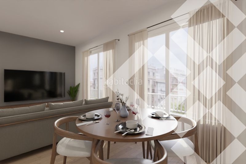 Piso ático, luminoso, 16m2 terraza, todo exterior, silencioso, 4 habitaciones 2 baños en Barcelona - Imagen 4