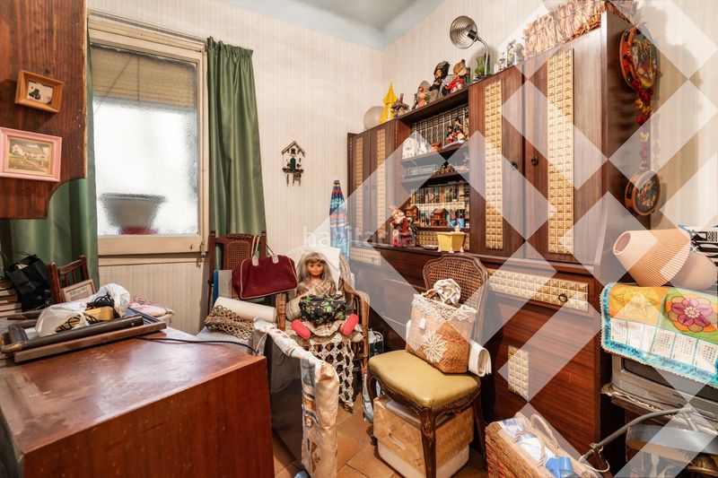 Piso alto, 6º luminoso, vistas sagrada familia, balcón, 4 habitaciones, ascensor en Barcelona - Imagen 23