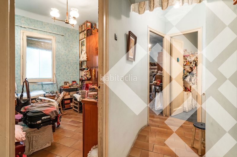 Piso alto, 6º luminoso, vistas sagrada familia, balcón, 4 habitaciones, ascensor en Barcelona - Imagen 15