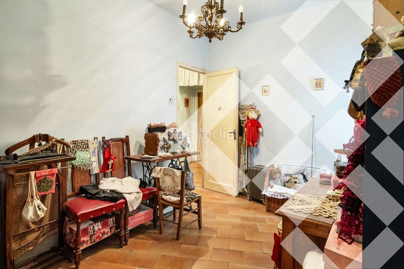 Piso alto, 6º luminoso, vistas sagrada familia, balcón, 4 habitaciones, ascensor en Barcelona - Imagen 17