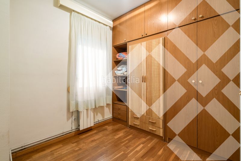 Piso alto (7º) luminoso, silencioso, vistas a parque, 3 habitaciones 2 baños, gran balcón, ascensor en Barcelona - Imagen 22